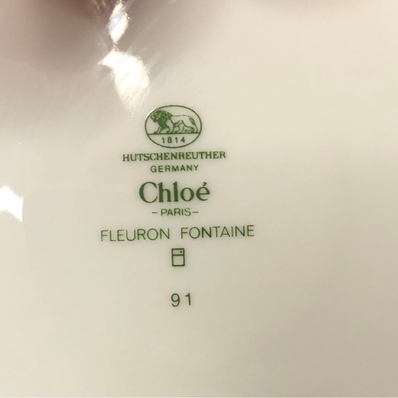 Hutschenreuther's, Fontaine "Chloe" Fleuron Footed Demitasse Teacup & Saucer Set - Picture 14 of 14